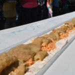 México rompe Récord Guinness con taco de guisado de 70 metros