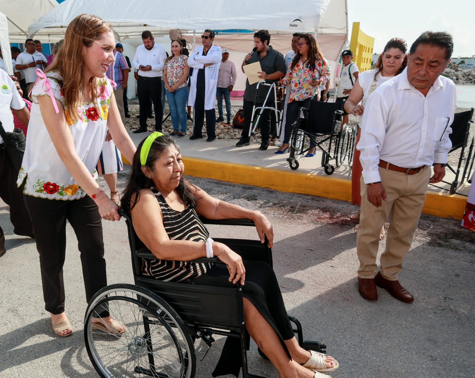 LLEGA CARAVANA DE SALUD A ISLA MUJERES